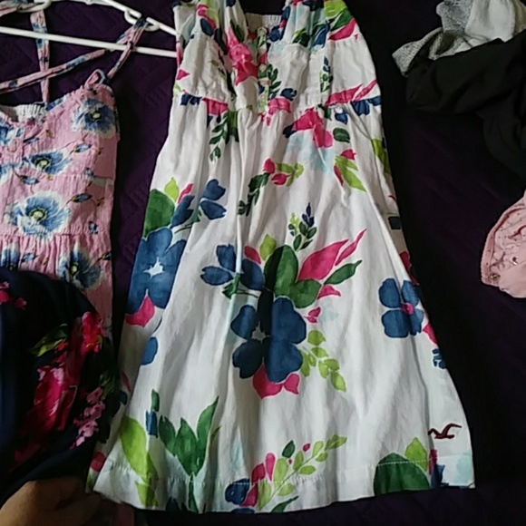 3 dress es - Picture 3 of 4